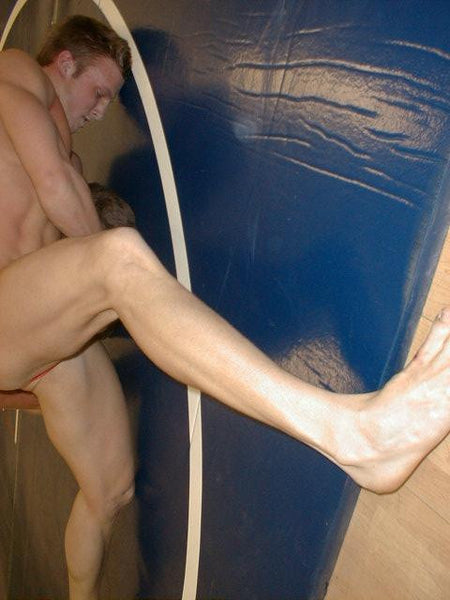 Max Anderson vs. Cody James