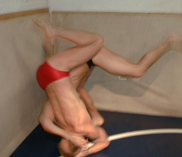 Axel vs. Dave Martell