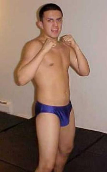 Kerry Bond vs. Enrique Tallos