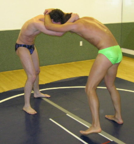 Erik Brown vs. Adam Reis