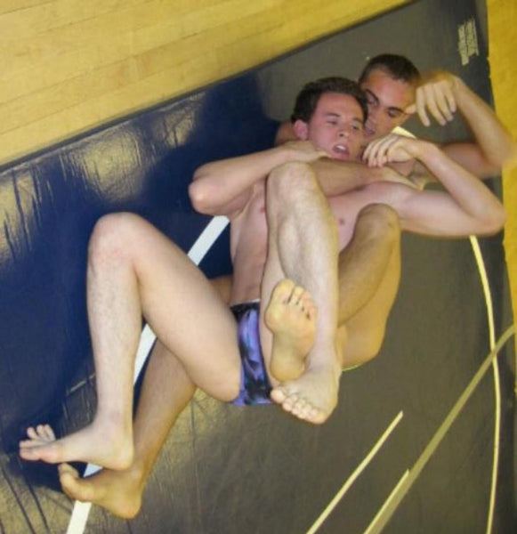 Erik Brown vs. Adam Reis