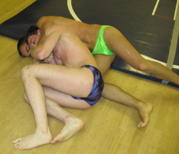 Erik Brown vs. Adam Reis