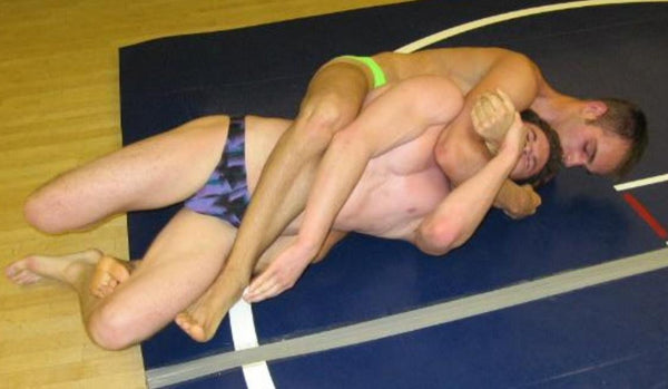 Erik Brown vs. Adam Reis