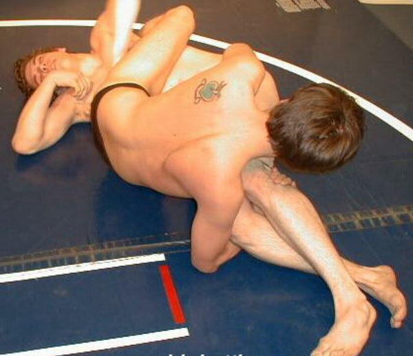 Danny Hunter vs. Travis Bee