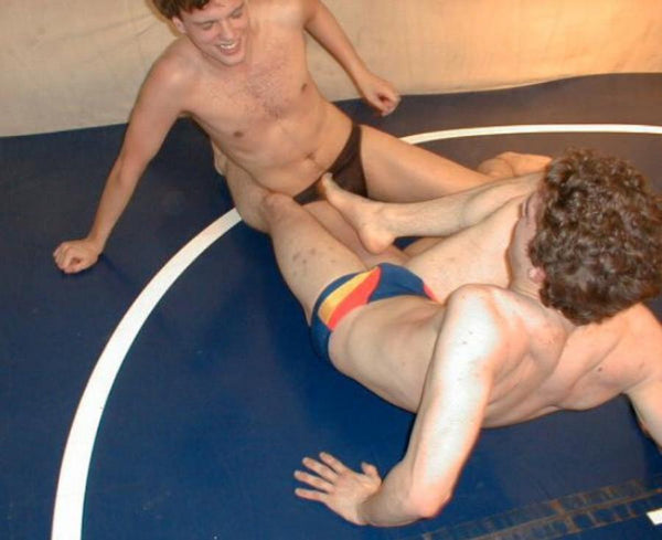 Danny Hunter vs. Travis Bee