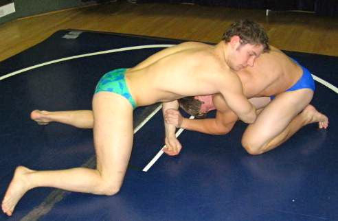 Gary Wayne vs. Mikey Hanlon