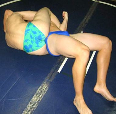 Gary Wayne vs. Mikey Hanlon