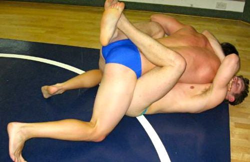 Gary Wayne vs. Mikey Hanlon