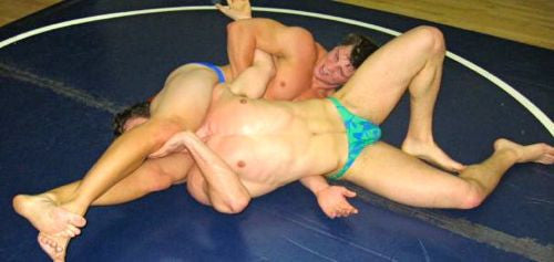 Gary Wayne vs. Mikey Hanlon