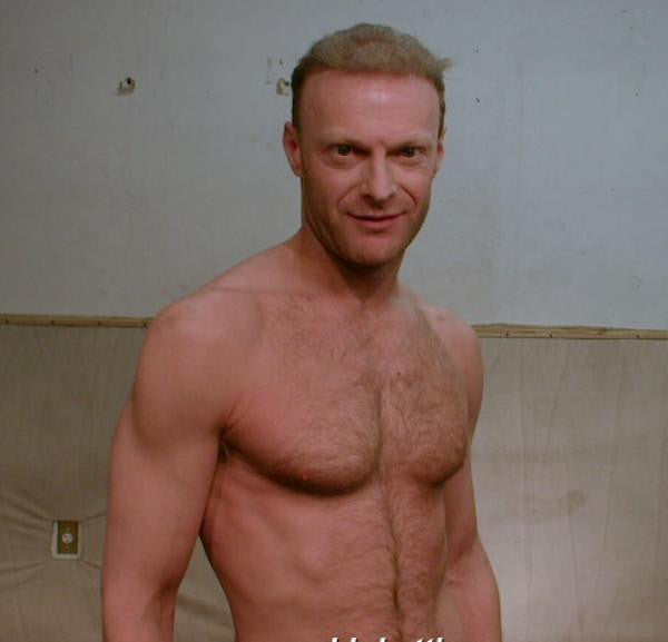 Axel vs. Dave Martell