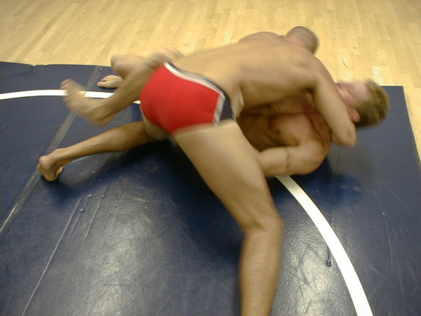 Roger Bennett vs. Bass Berlin