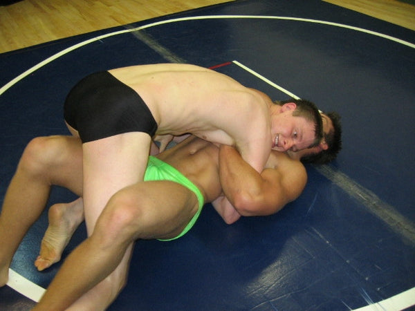 Barrett Storm vs. Dillon Walsh