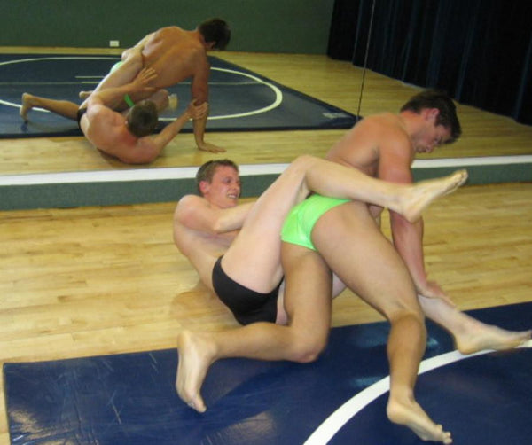 Barrett Storm vs. Dillon Walsh