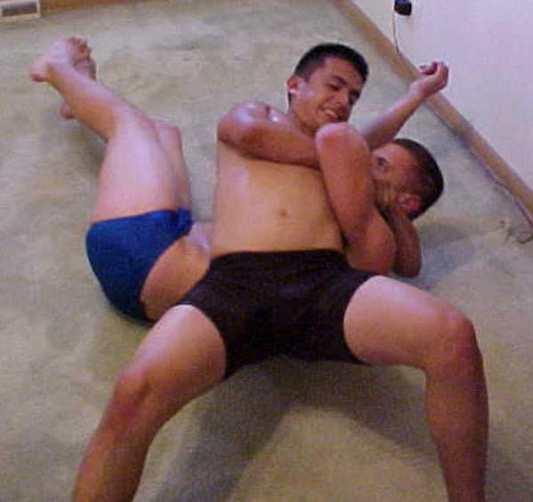 Enrique Tallos vs. Nico Mattos