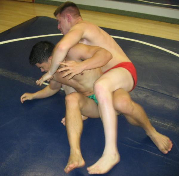 Travis Carter vs. Richie Towler