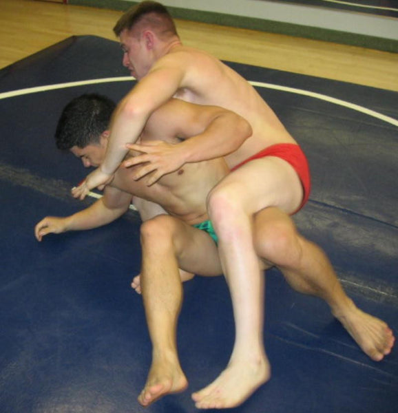 Travis Carter vs. Richie Towler