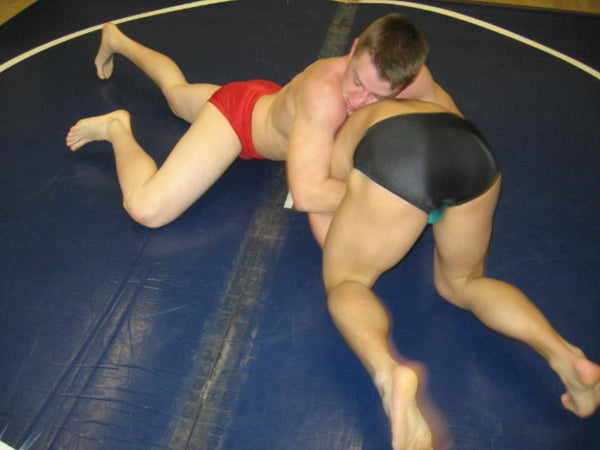 Travis Carter vs. Richie Towler