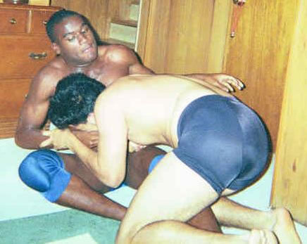 Kendo Javitt vs. Torre Minnino