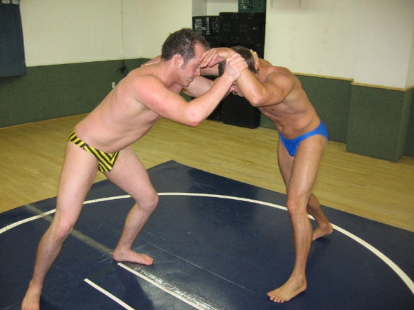 Jay Phoenix vs. Brian Hollister